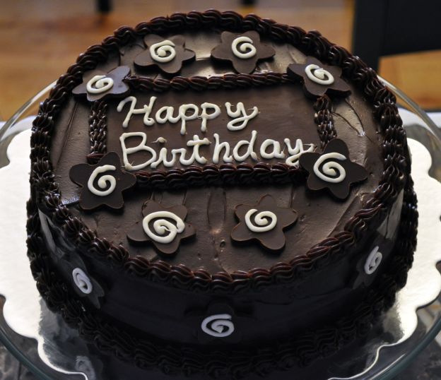 Chocolate-Birthday-Cake-Design